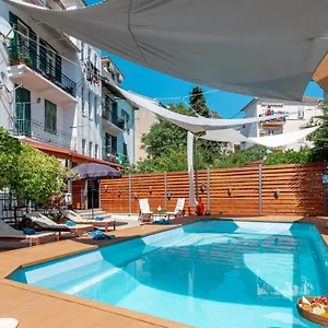 Evala Luxury With Pool And Garden Split